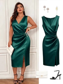 Femmeverse Plus Size Women's Solid Color Overlap V-Neck Pleated Design Sleeveless Elegant Dress - Dark Green - View 1