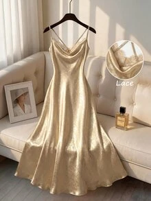 GlowEve CURVE Elegantes Damen-Cami-Kleid in Große Größen aus glänzendem Stoff mit Spitzen-Patchwork-Design, Wasserfall-Ausschnitt, für Hochzeit, Brunch, formelle Cocktailparty, Weiß, zartes Gelb, Sommer - Gold - Übersicht 3