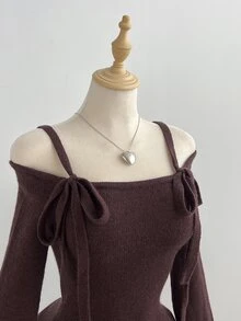 Elamini Sweater Pullover Off-Shoulder Wanita Gaya Santai Musim Gugur/Dingin Vintage untuk Sehari-hari dengan Tali Simpul Pita - Coklat - View 4