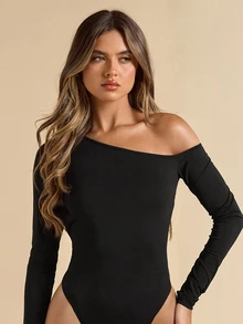 SHEIN BAE Women's Solid Black Asymmetrical Neck Hollow-Out Sexy Bodysuit, Black Bodysuit, Spring/Summer - Black - View 3