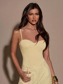 SHEIN BAE Body básico sin mangas de color liso casual y sexy para mujer, amarillo pálido, para verano, uso diario, salidas nocturnas y Halloween - Amarillo - Ver 6
