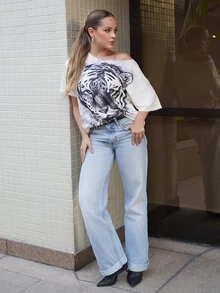Bela Noronha Women's Casual Fashion Vacation Style Tiger Print Off-Shoulder Loose T-Shirt, Spring/Summer - White - View 1
