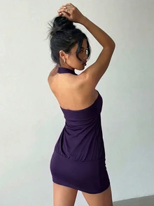 Aloruh 掛脖綁帶金屬扣修身女款迷你洋裝 - 紫色 - 查看 2