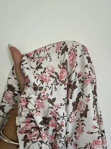 CovetEZ 春夏新款碎花方領泡泡袖A字長洋裝 休閒 1950年代復古 傳統仙女哥德風鄉村風 白色 - 粉色 - 查看 9
