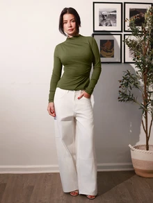 Nelanie Turli 女款海灘、度假、鄉村風音樂節 2026 春夏新款女式百褶設計立領長袖基本款T恤，優雅都市通勤商務休閒 - 軍綠色 - 查看 4