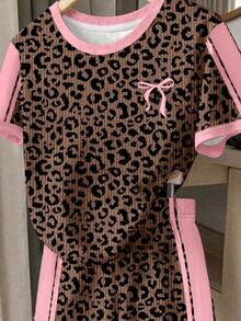 SHEIN Elladie kids [2件組]8-12歲女孩甜酷風粉色側邊縱條紋＋豹紋蝴蝶結短袖T恤搭配豹紋短褲套裝，輕便日常穿著／校園穿搭／休閒外出，春夏秋童裝 - 彩色 - 查看 3