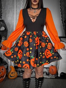 Whyspr Gaun Pendek Model Mengembang dengan Potongan V, Leher V, dan Detail Ramping, Motif Punk Grunge Halloween, Kain Patchwork, Pita Cincin Logam Warna Kontras, dan Potongan Pinggang Ramping. - MultiWarna - View 10