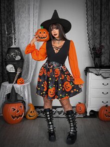Whyspr Gaun Pendek Model Mengembang dengan Potongan V, Leher V, dan Detail Ramping, Motif Punk Grunge Halloween, Kain Patchwork, Pita Cincin Logam Warna Kontras, dan Potongan Pinggang Ramping. - MultiWarna - View 7
