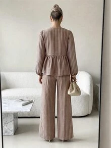 Lavishia Setelan Linen Nyaman Lengan Panjang Model Lentera Terbaru untuk Wanita Musim Gugur/Dingin, Atasan Berkerut dan Celana Bergaris, Cocok untuk Liburan dan Pakaian Kasual - MultiWarna - View 2