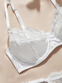 Charlaine Women's Solid Color Contrast Lace Fashionable Comfortable Lingerie Set - White - View 3