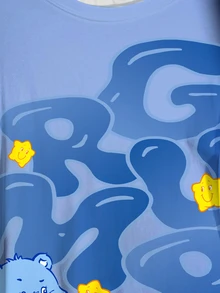 SHEIN X Care Bears 大尺碼圓領短袖印花休閒牛仔風T恤，適合早午餐與正式場合，淺藍色夏季款 - 白色 - 查看 5