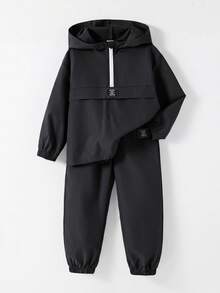 SHEIN 2件組兒童小男孩休閒日常百搭舒適拼接連帽半拉鍊套頭寬鬆長袖外套與寬鬆收口長褲梭織兩件套服裝，適合學校、花園、海灘、生日，春/夏季 - 黑色 - 查看 2