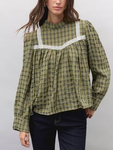 Nöista Womenswear Shirt In Fall Winter Colors, With Triming In Contrast, Shirt With Volume, Perfect For The Back To School. - Green - View 3