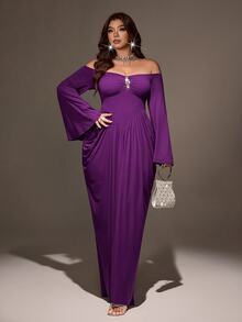 Viva Relle Vintage Deep Purple Off-Shoulder Evening Gown, High Waist Twisted Ruched Bodycon Long Dress With Rhinestone Embellishment, Cinched Waist Mermaid Tail Style - Purple - View 3
