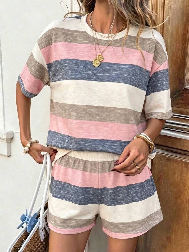 Comfylo Women's Casual Round Neck Drop Shoulder T-Shirt & Shorts 2-Piece Set - Striped Style, Suitable For Summer, Autumn/Winter And Various Occasions (Daily Commute, Date, Party, Wedding, Beach, Graduation, Outing, Music Festival, Vacation, Back To School), Combines Elegance And Casualness, Showcasing Y2K Fashion Style, Plus Size 2-Piece Set - Multicolor - View 7