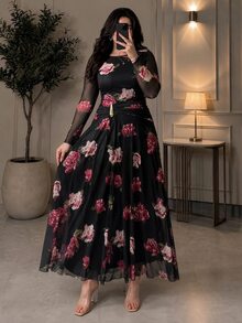Modelyn 大尺碼花卉印花金屬裝飾百褶長袖度假洋裝 - 彩色 - 查看 4