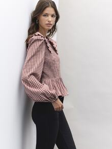 Nöista Shirt With A Ruffled Collar. Fitted. Cute Youthful.Slim Fit.Simple. Comfortable, Casual, Suitable For Fall/Winter,. - Dusty Pink - View 12