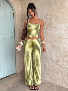 Aloruh 女款休閒街頭風 Y2K 熱帶春夏款芥黃色極簡度假風拼色細肩帶上衣收腰長褲套裝 - 黃色 - 查看 8