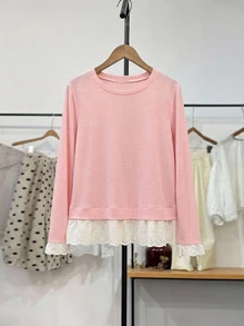 SHEIN CURVE+ Plus Beden Delikli Nakışlı Fırfırlı Etek Uçlu 2'si 1 Arada Tişört - Pembe - Görünüm 10