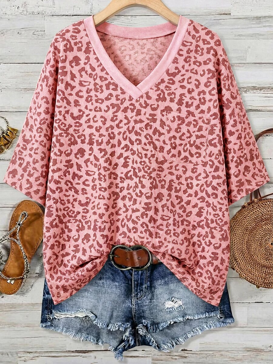 SHEIN LUNE Plus Size Fashion Versatile Leopard Print Short Sleeve T-Shirt - Pink - View 1