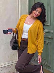 SHEIN Frenchy كارديجان قطني كاجوال أكمام طويلة بأزرار للمقاسات الكبيرة ، للشتاء - أصفر - مشاهدة 1