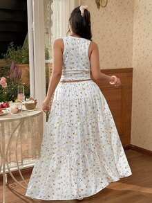 CovetEZ Plus Size Women's Summer Casual Tank Top And Mini Skirt 2-Piece Set, Ditsy Floral, Relaxed Holiday Style In Light Yellow - White - View 2