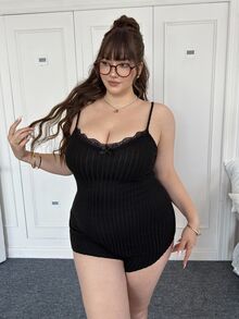 CovetEZ Plus Size Women Solid Color Contrast Lace Bow Decor Romper - Black - View 6