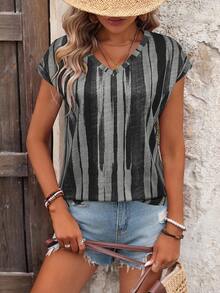 EMERY ROSE Women Fashionable Short-Sleeved T-Shirt With Colorful Stripes Print Graphic Tees Women Tops - Grey - View 8