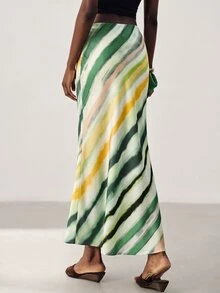 Aveloria Modichic Women's Satin Textured Fabric Slim Fit Bias Cut Skirt, Diagonal Colorful Striped Print, High Waist Cinched Design, Elegant Artistic Style, Women's Skirt, Satin Skirt, Elegant Long Skirt, Date, Summer, Office Women, Digital Print, Geometric Pattern - Green - View 2