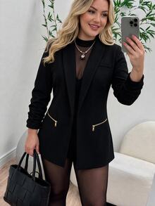 EMERY ROSE CURVE جاكيت بليزر نسائي مقاس كبير للخريف/الشتاء بدون بطانة، قماش أسود سادة مرن وملمس نسيجي، إغلاق بسحاب، تصميم أكمام مجعدة، بأسلوب بسيط ومناسب للمكتب والتنقل والارتداء اليومي - الأسود - مشاهدة 10