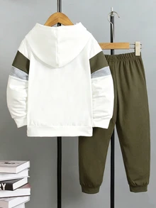 SHEIN 2件組男孩歐美街頭休閒日常字母鬆款側口袋拼色連帽衛衣與慢跑褲，適合戶外、日常穿著與上學 - 軍綠色 - 查看 2
