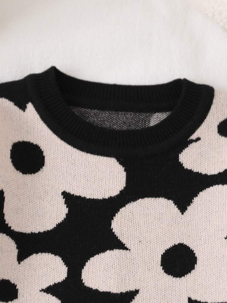SHEIN Young Girls' Sweater Dress, Fashionable Versatile Round Neck Contrast Color Floral Jacquard Pattern, Pleated Fishtail Hem School,Autumn/Winter Outfit - Black - View 7