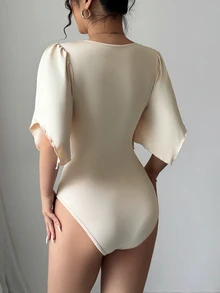 Elenzga Nuevos bodys elegantes para mujer con escote en V, cintura fruncida y mangas de volantes, que resultan favorecedores y encantadores - Albaricoque - Ver 2