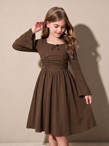 SHEIN Tween女孩純色長袖返校拍照度假洋裝 8-12歲 感恩節穿搭 咖啡棕色 秋季家庭套裝 西部風 - 棕色 - 查看 6
