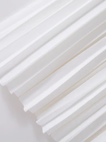 GlowEve CURVE 大尺碼優雅法式黑白方領泡泡袖前開鈕扣上衣與百褶白色裙 2 件套，適合教師節秋季穿著 - 黑與白 - 查看 7