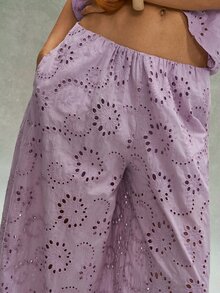 Bohemela Women's Solid Color Hollow Floral Design Elastic Waistband Pocket Loose Cuffed Long Pants - Dusty Purple - View 3