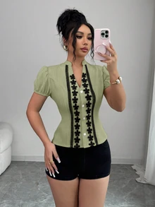 Elenzga 优雅都市时尚新款女士春夏杏色领泡泡袖撞色荷叶边纹理面料短袖衬衫，适合日常穿着、婚礼、晚宴、通勤、毕业派对、节日、假期、约会、聚会、万圣节、圣诞节、新年、感恩节等场合。 - 軍綠色 - 查看 5