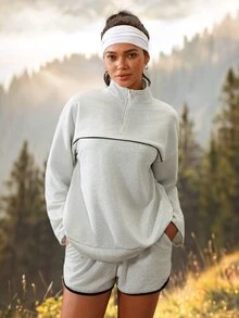 Exploreva Setelan Olahraga Wanita Abu-abu Lengan Panjang dengan Resleting Setengah dan Celana Pendek - Light Grey - View 5