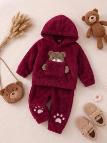 SHEIN Vintaside Kids 2Pcs Baby Boys Girls Toddler Casual Playful Outfit, Wine Red Bear Applique & Paw Print With Kangaroo Pocket, Long Sleeve Hooded Top & Cuffed Pants - Red - View 8