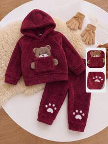 SHEIN Vintaside Kids 2Pcs Baby Boys Girls Toddler Casual Playful Outfit, Wine Red Bear Applique & Paw Print With Kangaroo Pocket, Long Sleeve Hooded Top & Cuffed Pants - Red - View 3