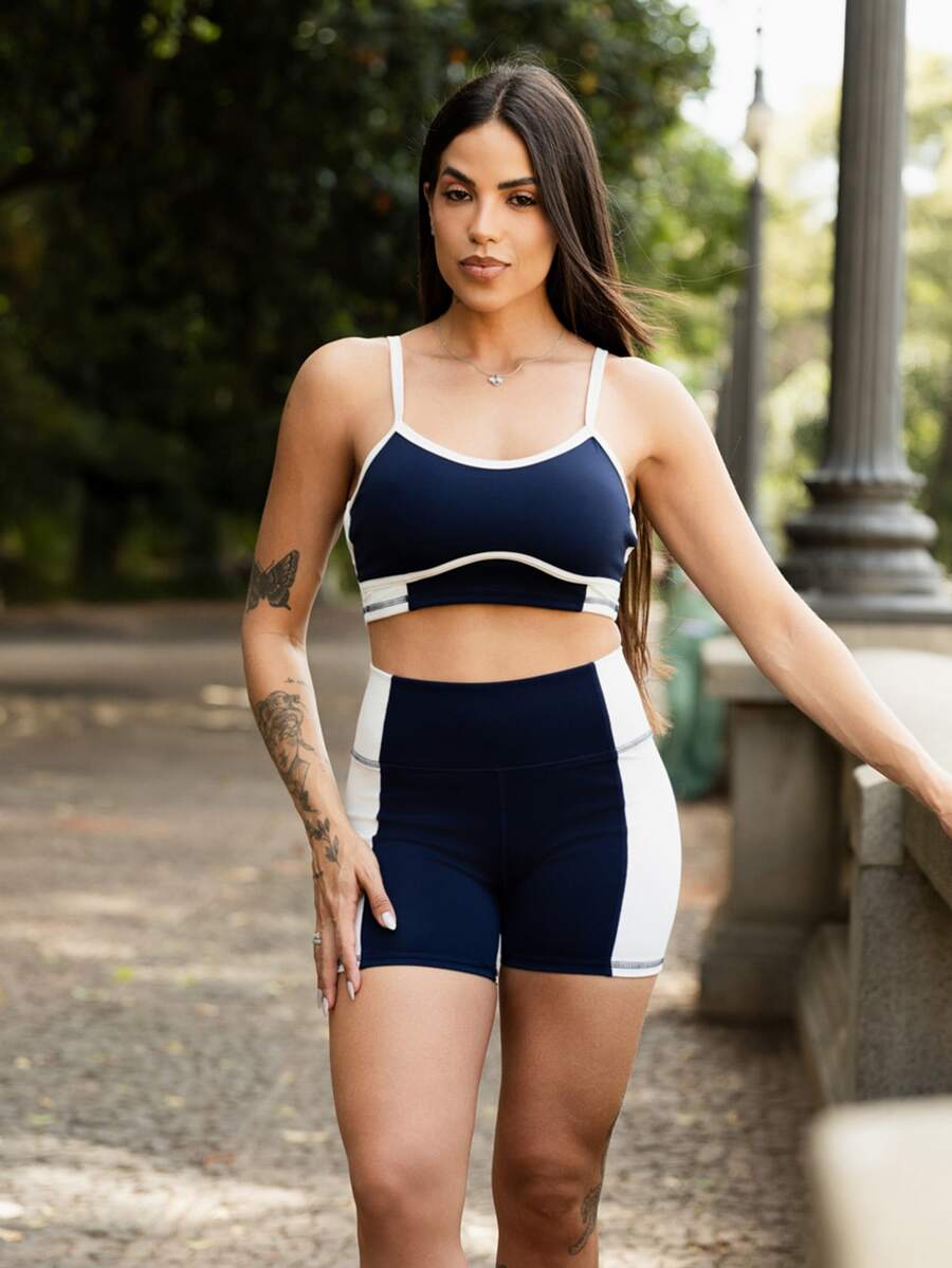Maju Mazalli 蓝白撞色拼布条纹镂空高腰女运动套装 - 藏蓝色 - 查看 1