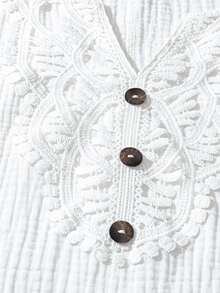 Linhara Plus Size Solid Color Lace Patchwork Notch Neck Casual Short Sleeve Shirt - White - View 3