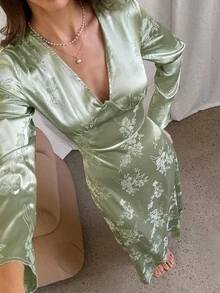 Aloruh Elegant Sage Green Jacquard Long Sleeve Maxi Dress,Autumn V-Neck Commuter Wedding Guest Outfit,Dining Birthday Tea Party Dress For Women - Green - View 6