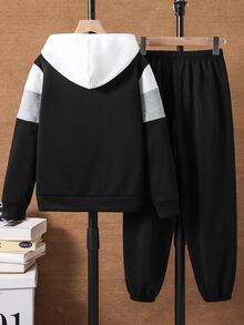 SHEIN 兒童青少年男孩休閒運動拼色拼接字母圖案連帽衛衣與藍色運動長褲套裝，適合通勤、上學、日常休閒穿著、運動，秋冬季 - 灰色 - 查看 2