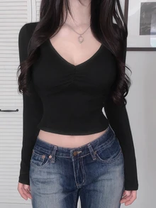 DAZY 女款純色修身V領長袖抓皺優雅性感度假風春夏秋冬打底上衣T恤，適合日常與夜晚外出，黑色Y2K風格 - 黑色 - 查看 7