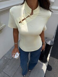 Aloruh 杏色新款中式立领短袖束腰衬衫，春夏新款女装 - 淡黃色 - 查看 5