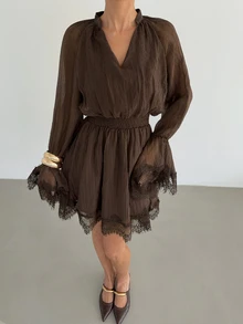 Siren Gaze Gaun Wanita Model V-Neck Patchwork Renda Terbaru Musim Gugur/Dingin - Coklat - View 3