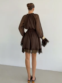 Siren Gaze Gaun Wanita Model V-Neck Patchwork Renda Terbaru Musim Gugur/Dingin - Coklat - View 2