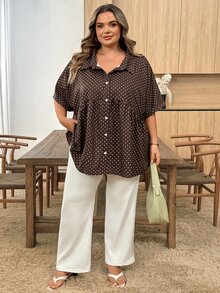 SHEIN CURVE+ 大尺碼女款波點印花短袖單排扣休閒1960年代風長版襯衫，適合早午餐、晚餐與夏季穿著 - 彩色 - 查看 6