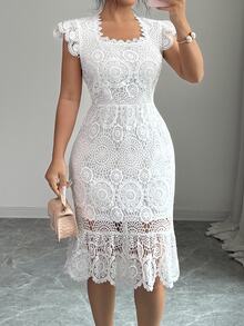 Elenzga Versatile Premium Heavy-Duty Lace Fabric Plus Size Women's Dress - White - View 4